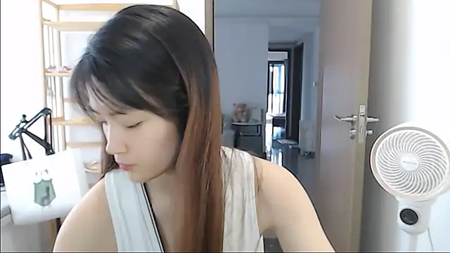 Mimi-cnbaby's Live XXX Chat