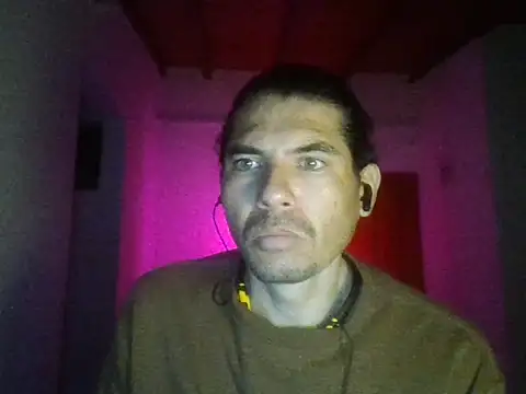 Manguerozotv: διαδικτυακό σόου στην κάμερα