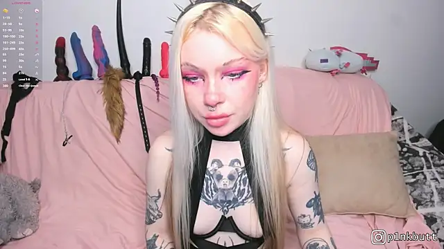 HelenGoat élő XXX-chatje