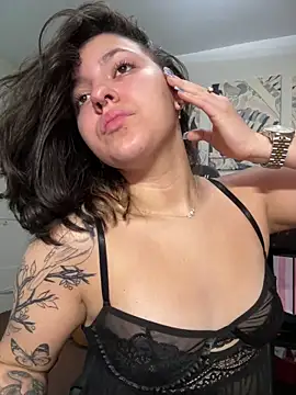 Mamachulita's Live XXX Chat
