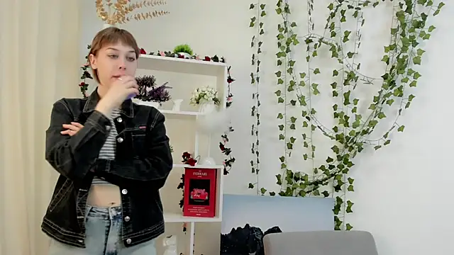 LareeSare's Live XXX Chat