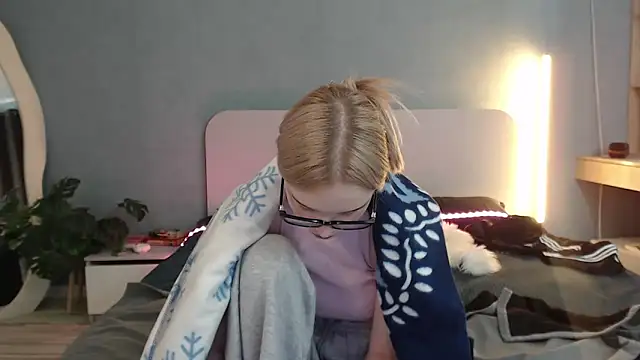 XXX chat uživo modela Angel_Share