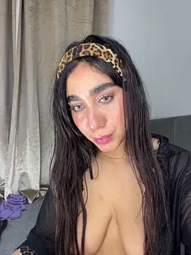 Chatroom XXX en direct de Daloaa_Mery
