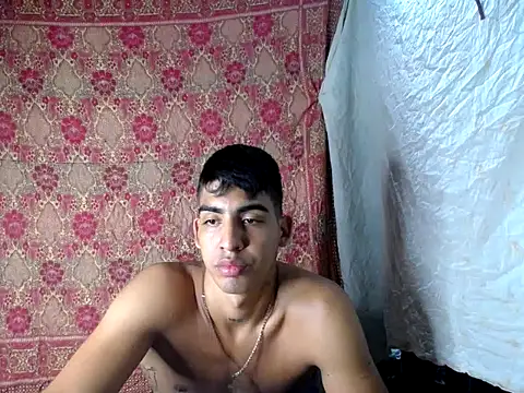 Milo_LatinBoy 在線直播表演