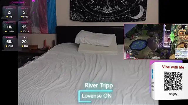 RiverTripp's Webcam Show