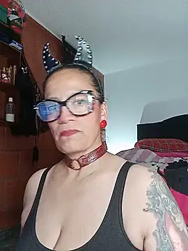 Taylor-hardcore Chat XXX live