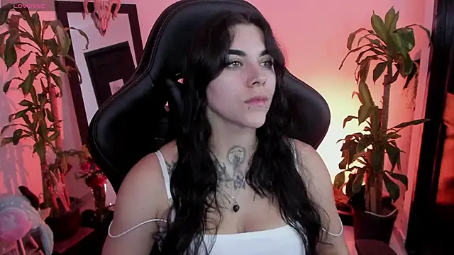 Živý XXX chat MissCharlottte_18