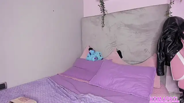KIMAPRIL Adlı Modelin Canlı XXX Sohbeti