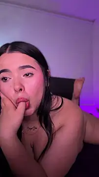 Chatroom XXX en direct de irenewildee
