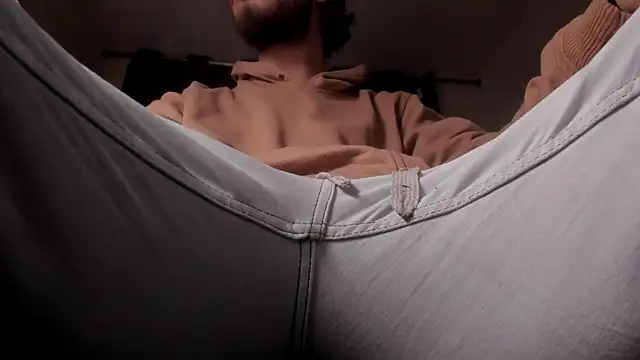 s_sven03's Live XXX Chat