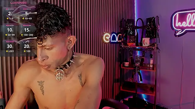 Maximoking26 Live XXX Chat
