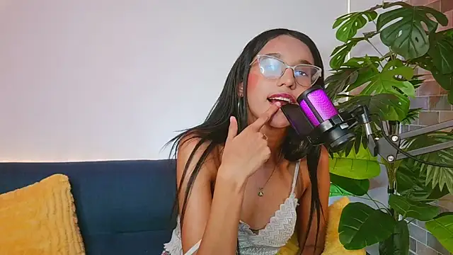 luna_valen 现场XXX聊天