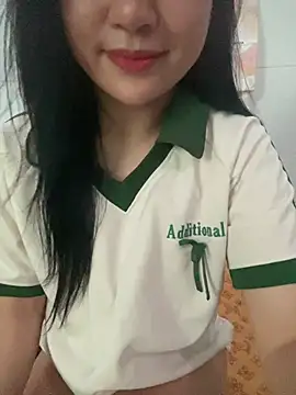 lyly_xinh09 Show Webcam
