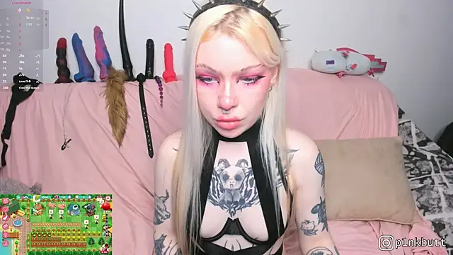 HelenGoat's Live XXX Chat