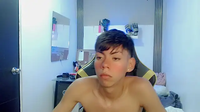 Liarr_: απευθείας συνομιλία ΧΧΧ