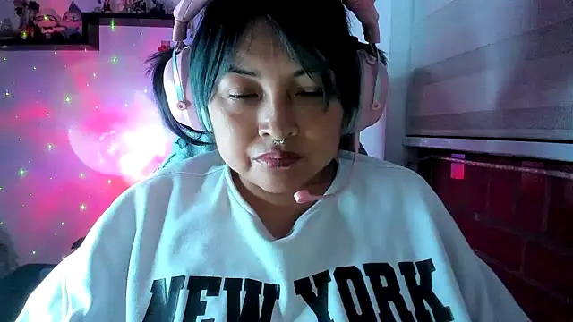 Shaddycute_ Chat XXX in diretta