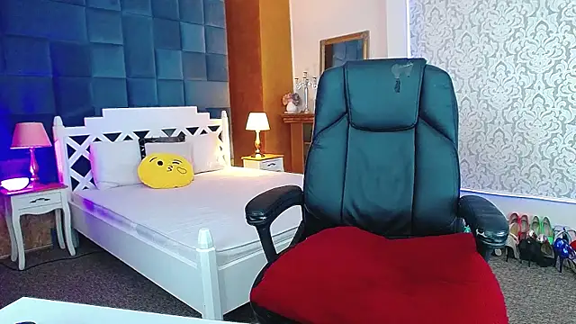 MissKora élő XXX-chatje