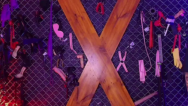 Bellatrix_Infernal_BDSM 即時 XXX 聊天