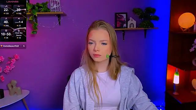 Chat XXX en directo de maddy_moah