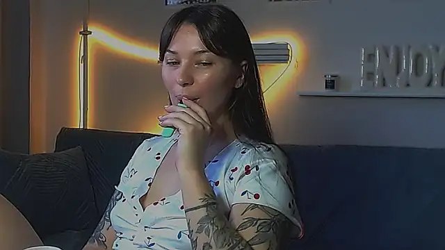XXX chat uživo modela AlexaSven