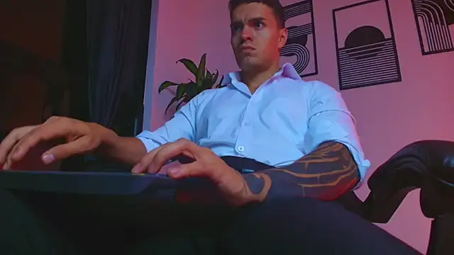 Онлайн чат XXX ALPHA_DOMINUS_