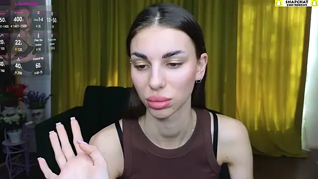 GracefulDoll's Live XXX Chat