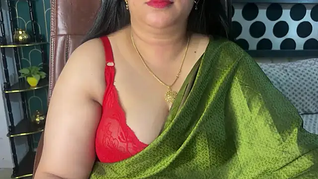 FlatVincy4 Adlı Modelin Canlı XXX Sohbeti