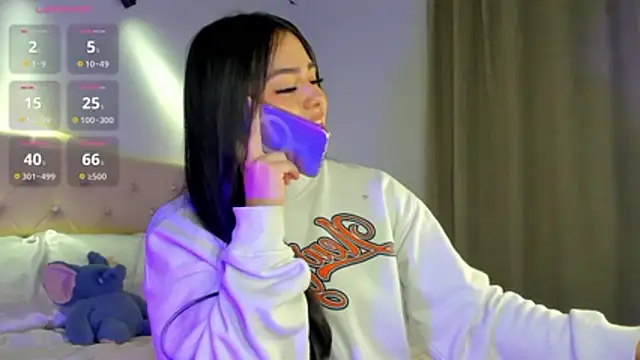 holly444_'s Live XXX Chat