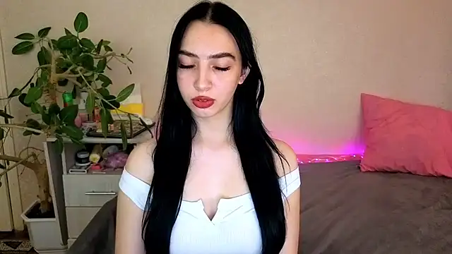 WildKittenX_n Live XXX chat