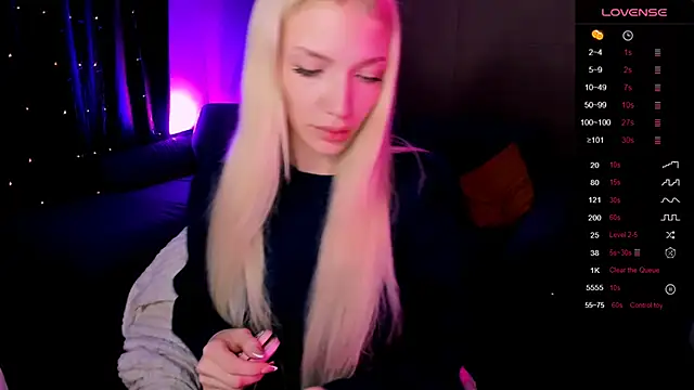 AnyaTaylor_ Live XXX-Chat