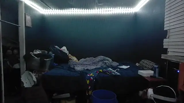 spooky425hd's Webcam Show