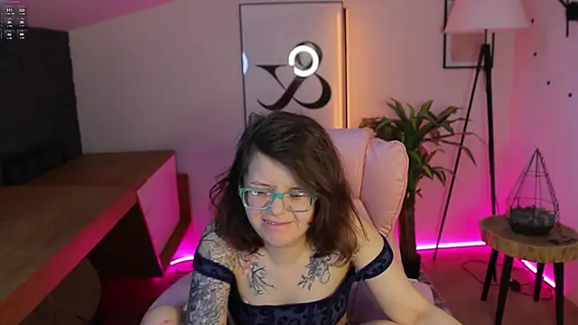 Czat XXX na żywo – Ariell_Mini