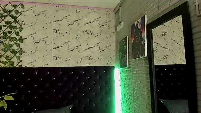 دردشة Yaluz_Naugthy الجنسية المباشرة
