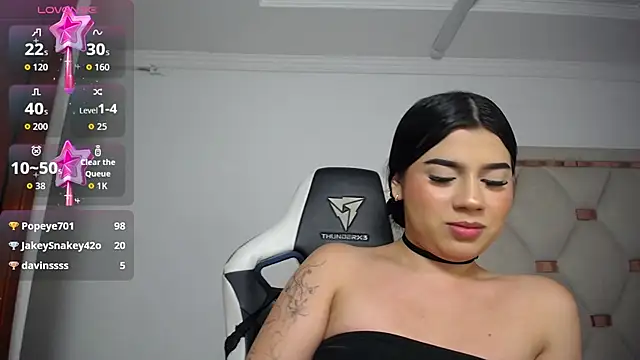 Ashley_piinkk_ Adlı Modelin Canlı XXX Sohbeti