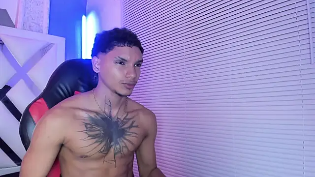 kai_storm77 Live XXX Chat