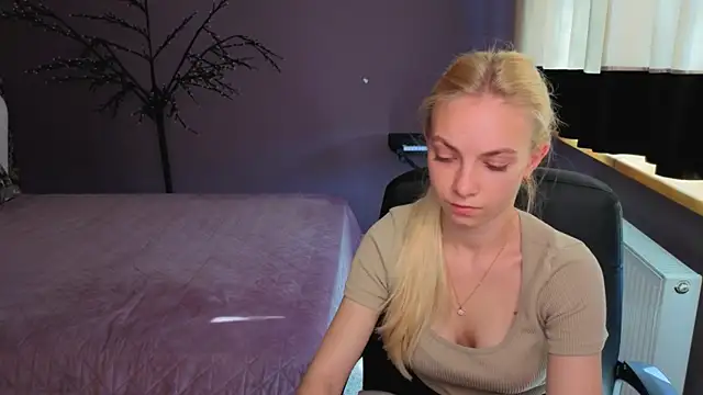 SonnySofia's Webcam Show