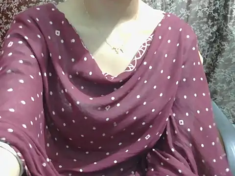 Adorable_Ayesha: απευθείας συνομιλία ΧΧΧ