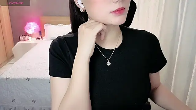 XXX chat uživo modela JENNIE-16