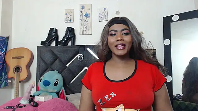 Natashabella___ – Kamerová šou