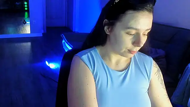Di_na_Bell Adlı Modelin Canlı XXX Sohbeti