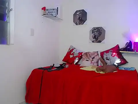dulce_luna_small – Naživo XXX chat
