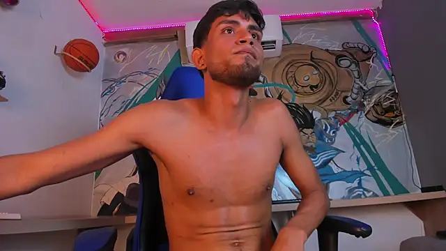 Jackson_Hunt লাইভ XXX চ্যাট