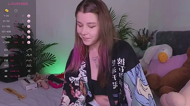 Mira_Falls 即時 XXX 聊天