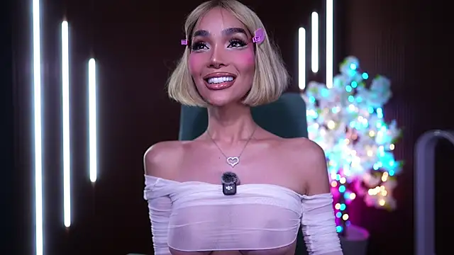 Webkamerová show xxforyoureyesonlyxx