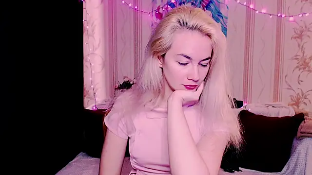 xxxcharismaaa Adlı Modelin Web Kamerası Şovu