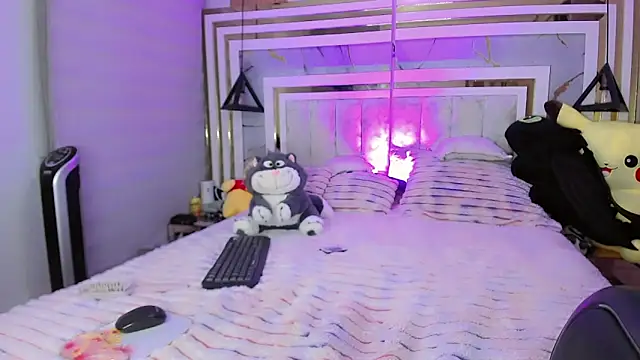 Emmabakers Chat XXX live