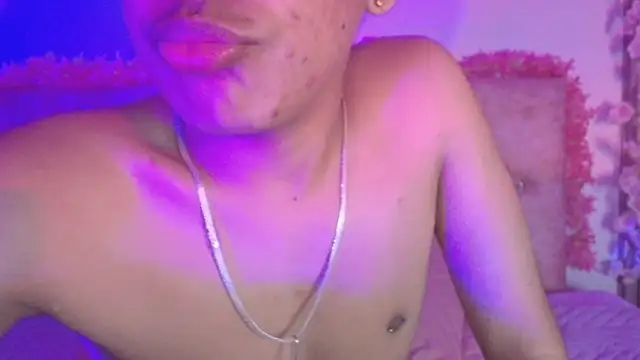 عرض كام noa_hot69
