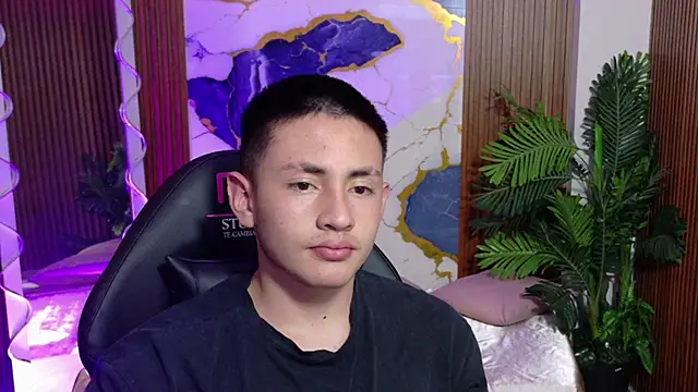 Živý XXX chat Andres_Tay