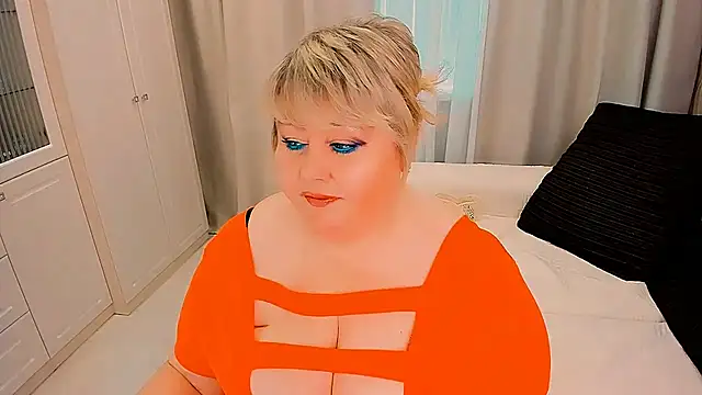 Živý XXX chat BIGTITSBBW