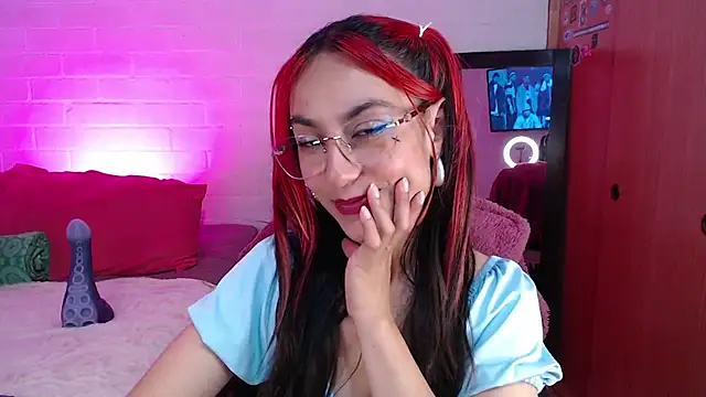 Amy66's Live XXX Chat